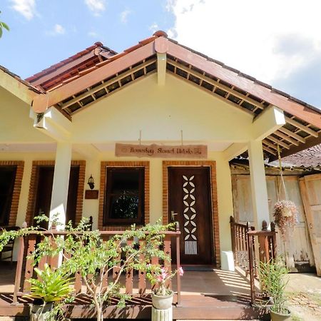 Penginapan Widodo Syariah Borobudur Magelang Exteriér fotografie
